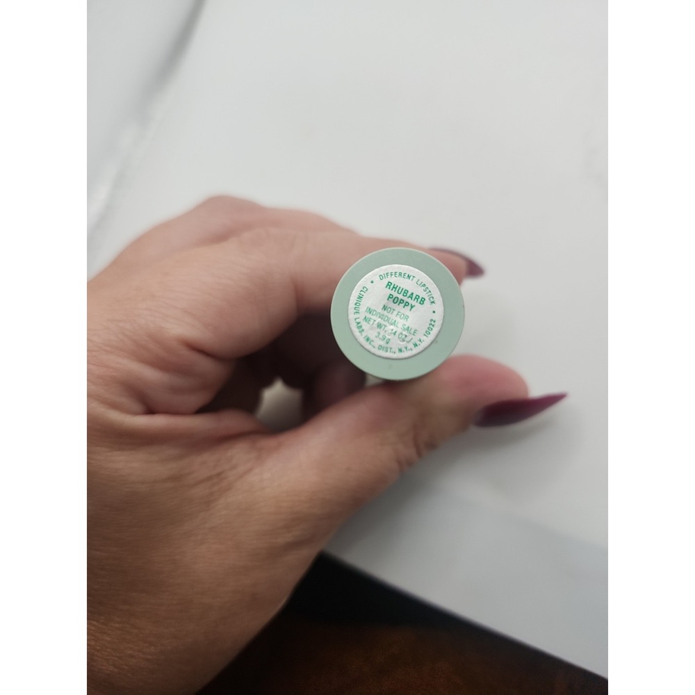 Clinique Different Lipstick Rhubarb Poppy discontinued